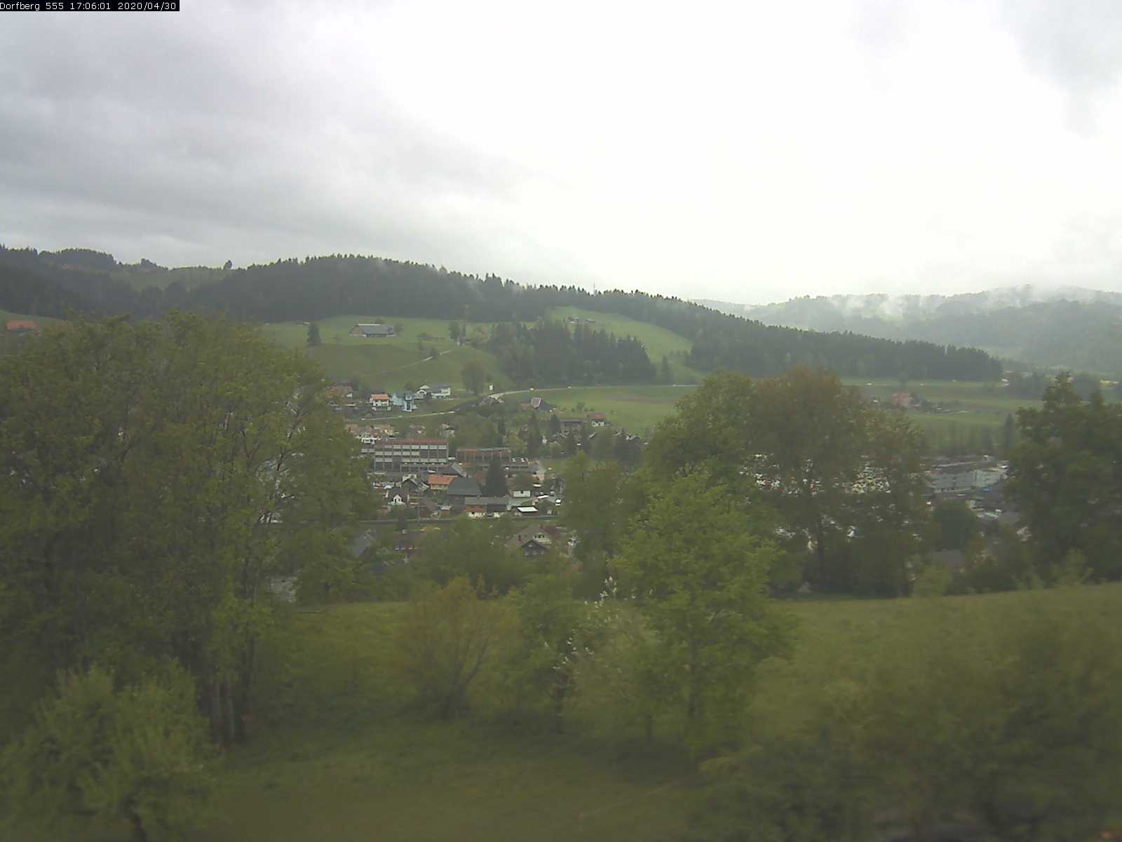 Webcam-Bild: Aussicht vom Dorfberg in Langnau 20200430-170601