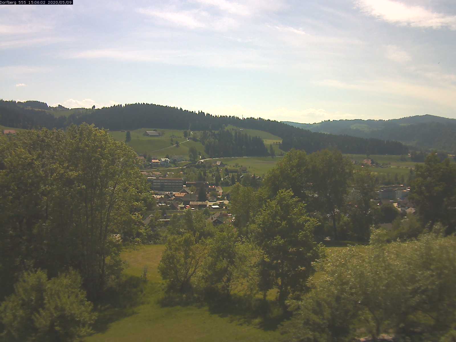 Webcam-Bild: Aussicht vom Dorfberg in Langnau 20200509-150601