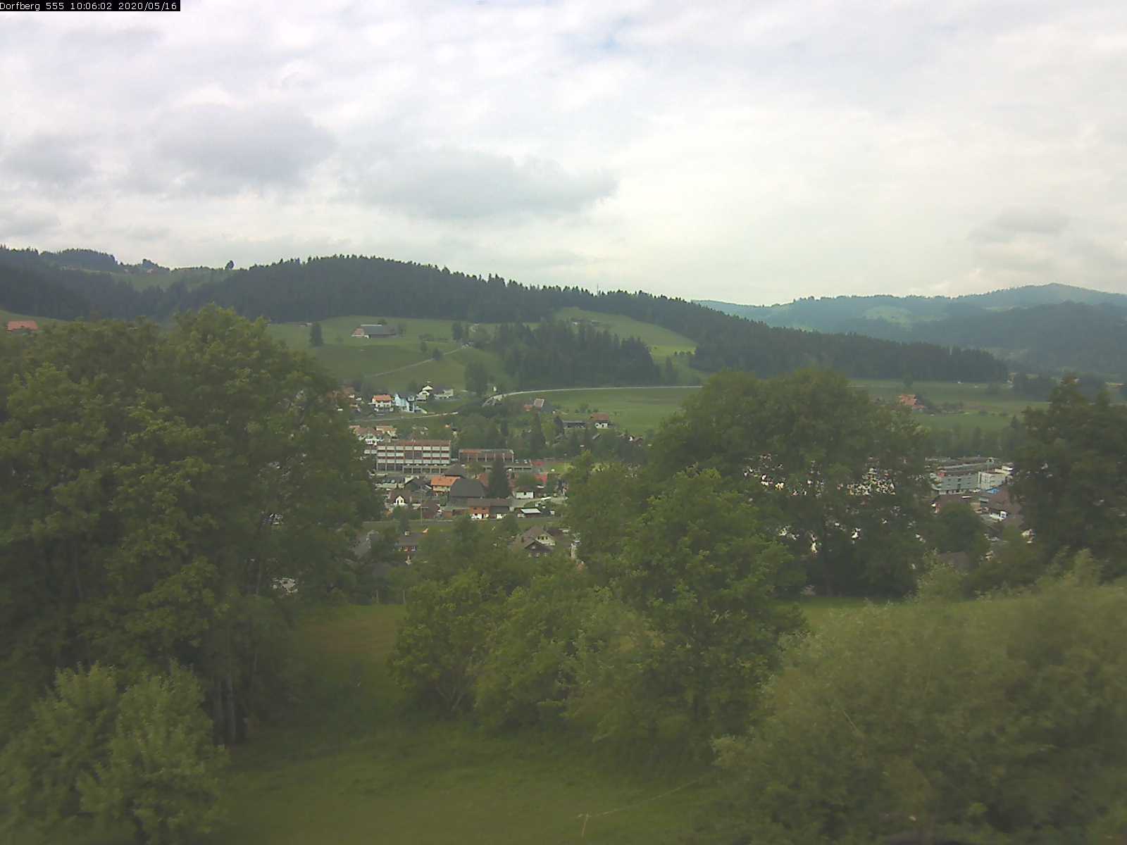 Webcam-Bild: Aussicht vom Dorfberg in Langnau 20200516-100601