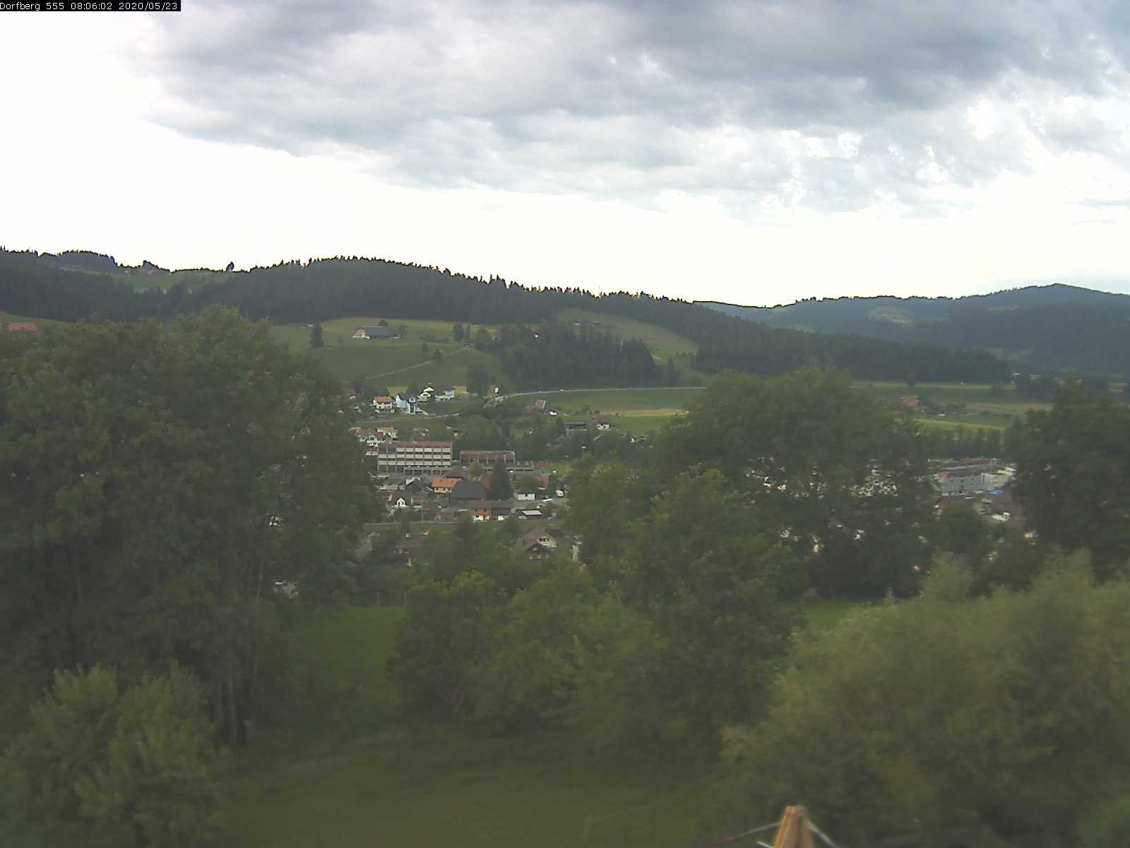 Webcam-Bild: Aussicht vom Dorfberg in Langnau 20200523-080602