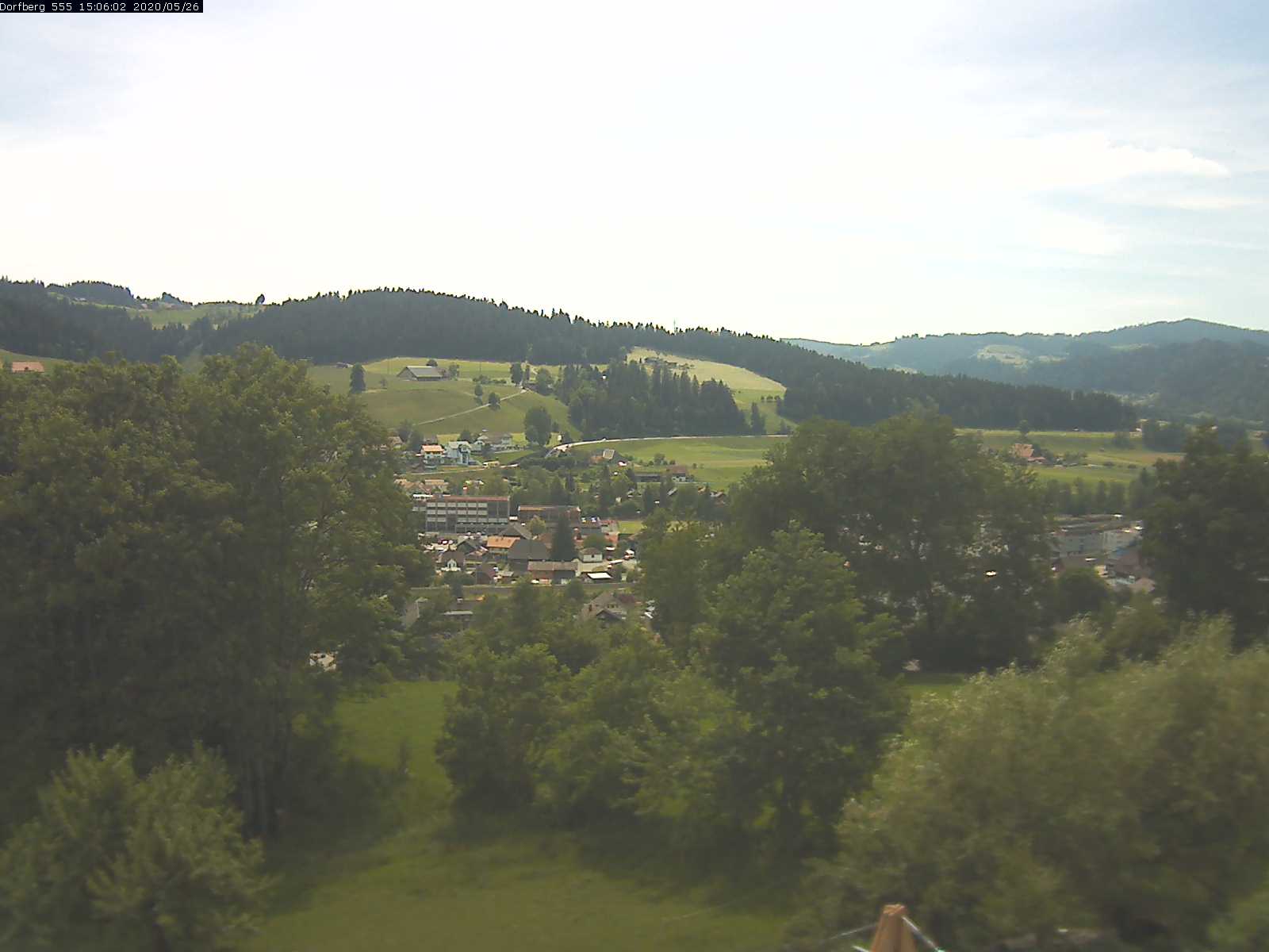 Webcam-Bild: Aussicht vom Dorfberg in Langnau 20200526-150601