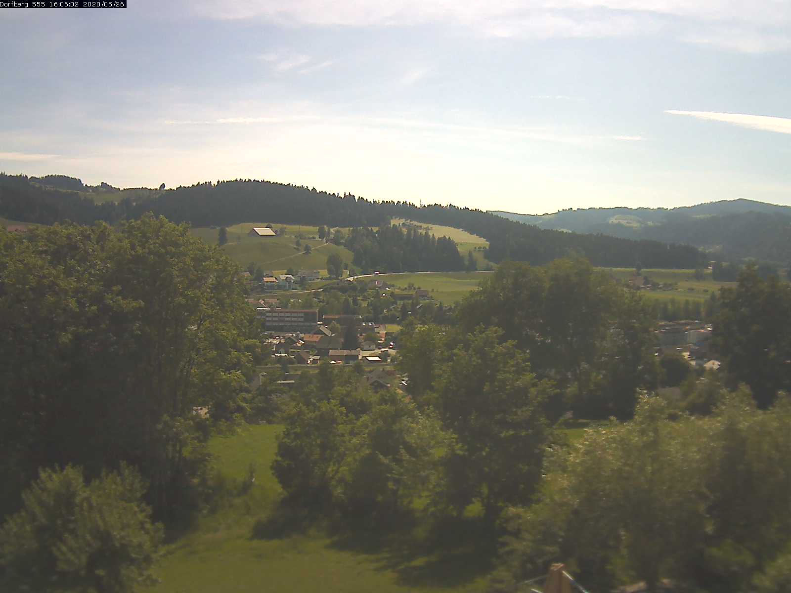 Webcam-Bild: Aussicht vom Dorfberg in Langnau 20200526-160601