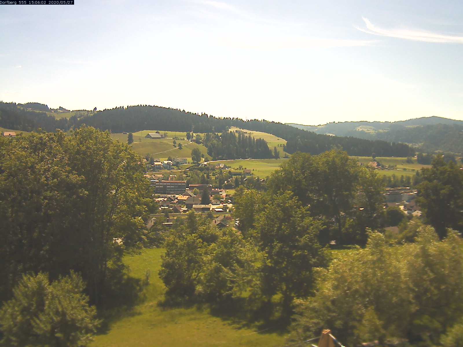 Webcam-Bild: Aussicht vom Dorfberg in Langnau 20200527-150601
