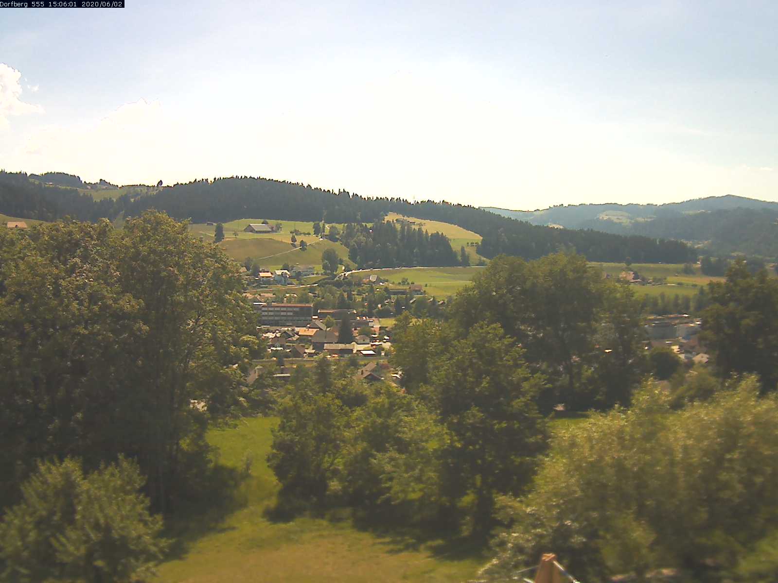 Webcam-Bild: Aussicht vom Dorfberg in Langnau 20200602-150601