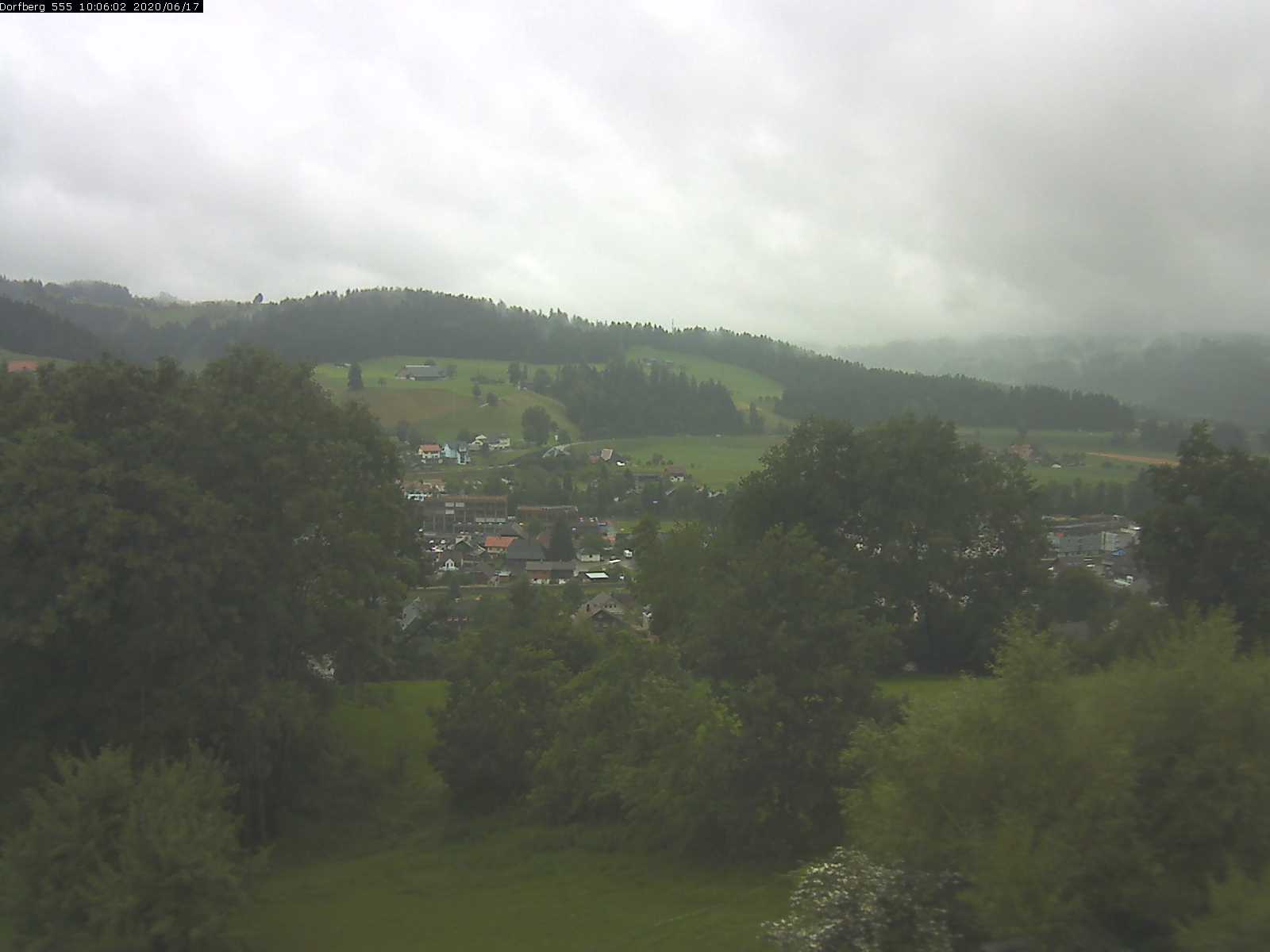 Webcam-Bild: Aussicht vom Dorfberg in Langnau 20200617-100601