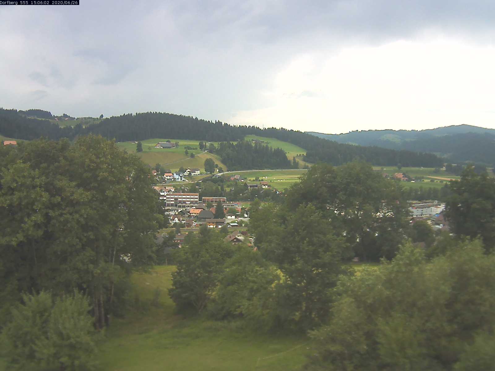 Webcam-Bild: Aussicht vom Dorfberg in Langnau 20200626-150601