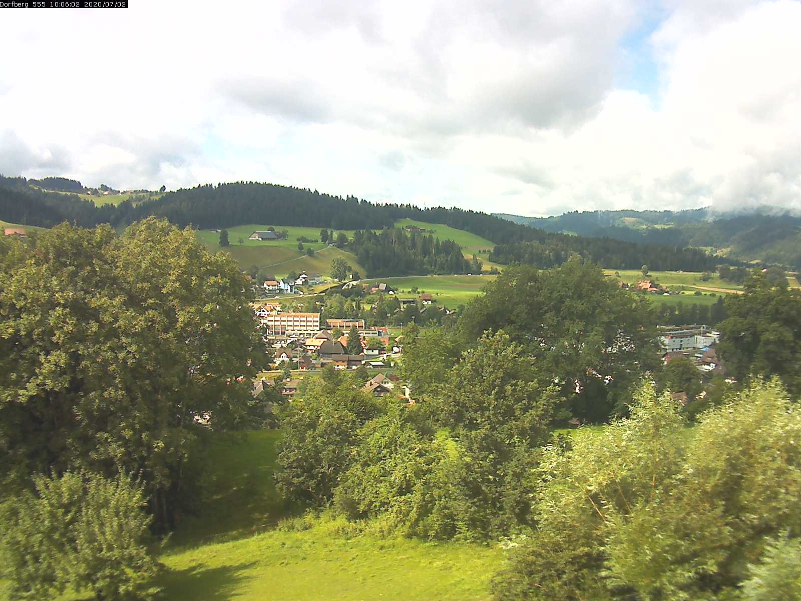 Webcam-Bild: Aussicht vom Dorfberg in Langnau 20200702-100601