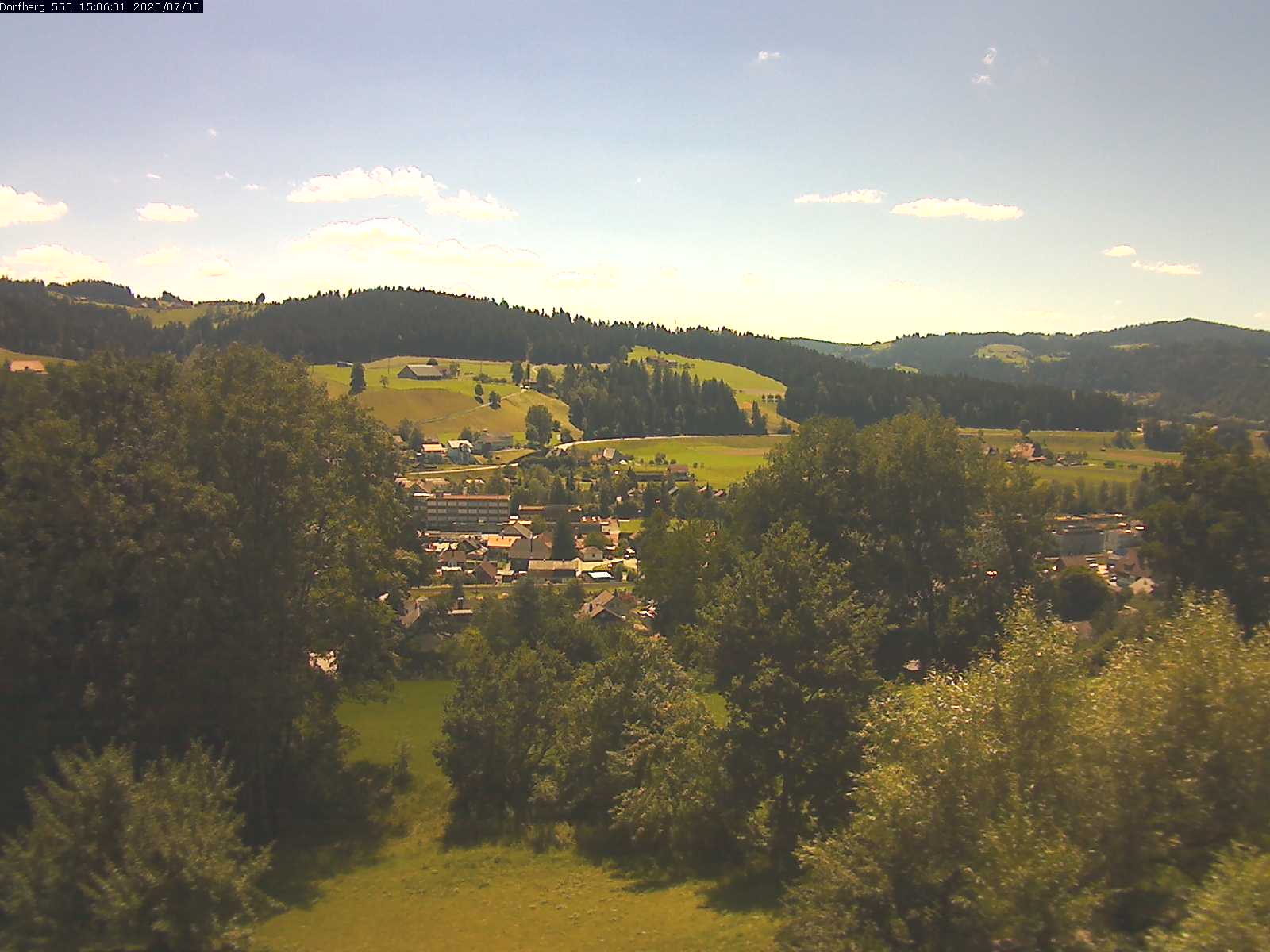 Webcam-Bild: Aussicht vom Dorfberg in Langnau 20200705-150601