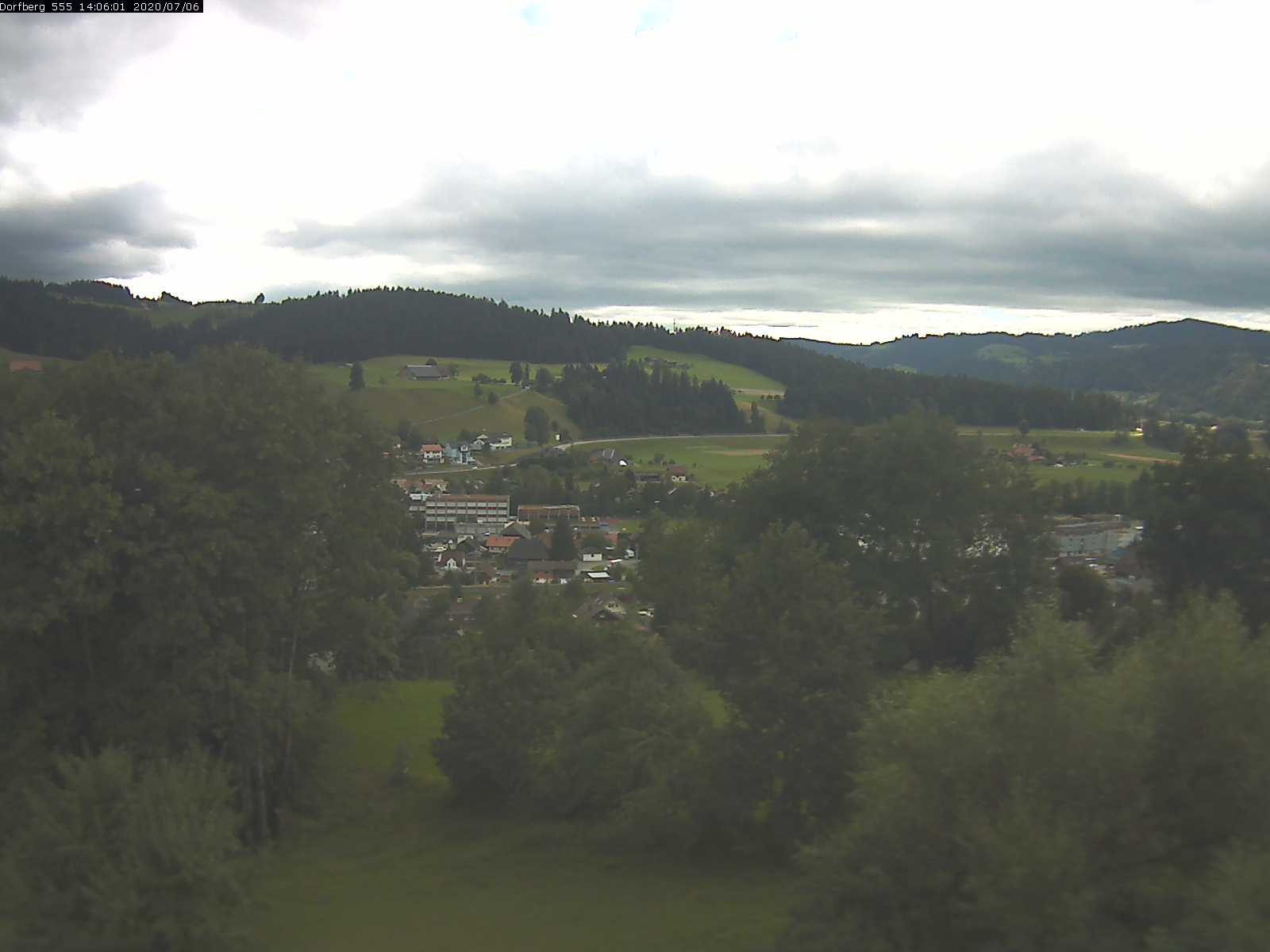 Webcam-Bild: Aussicht vom Dorfberg in Langnau 20200706-140601