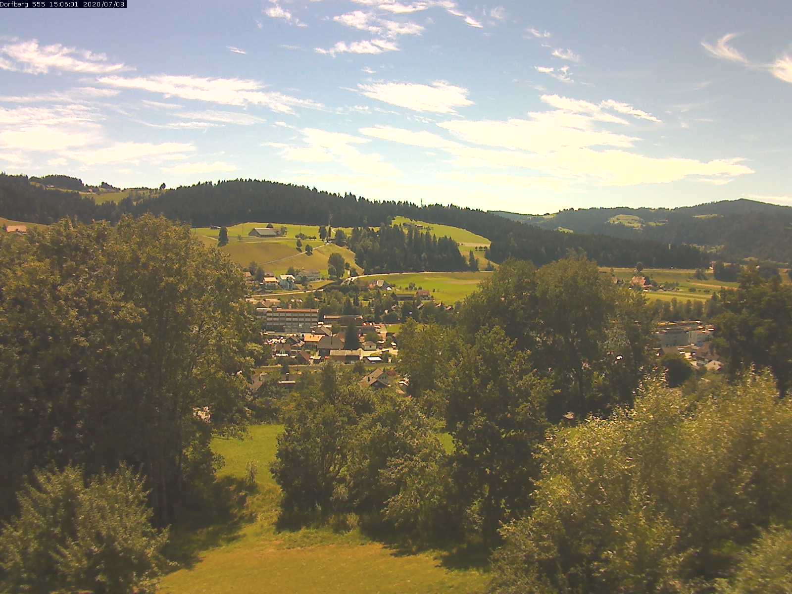 Webcam-Bild: Aussicht vom Dorfberg in Langnau 20200708-150601
