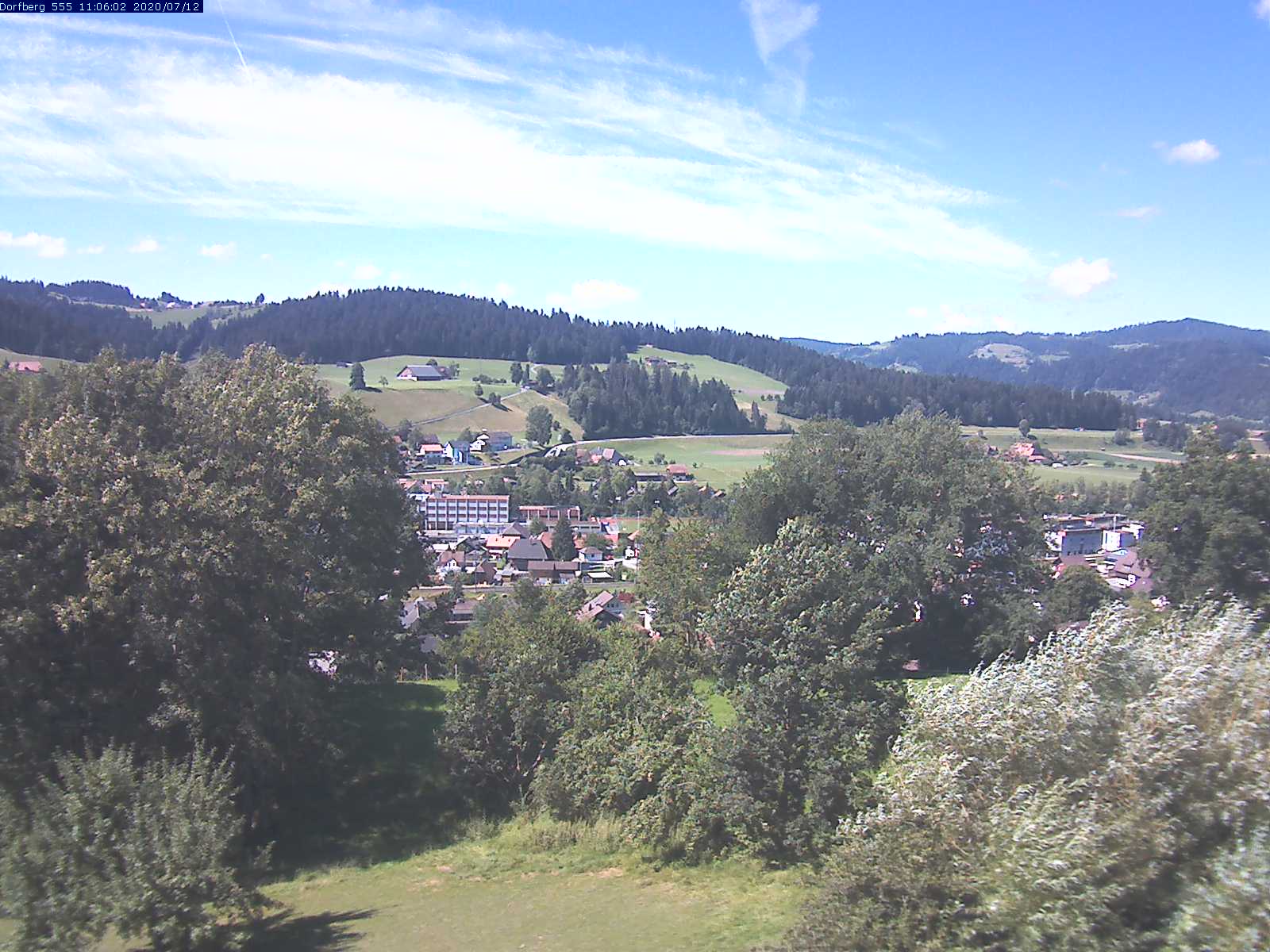 Webcam-Bild: Aussicht vom Dorfberg in Langnau 20200712-110601