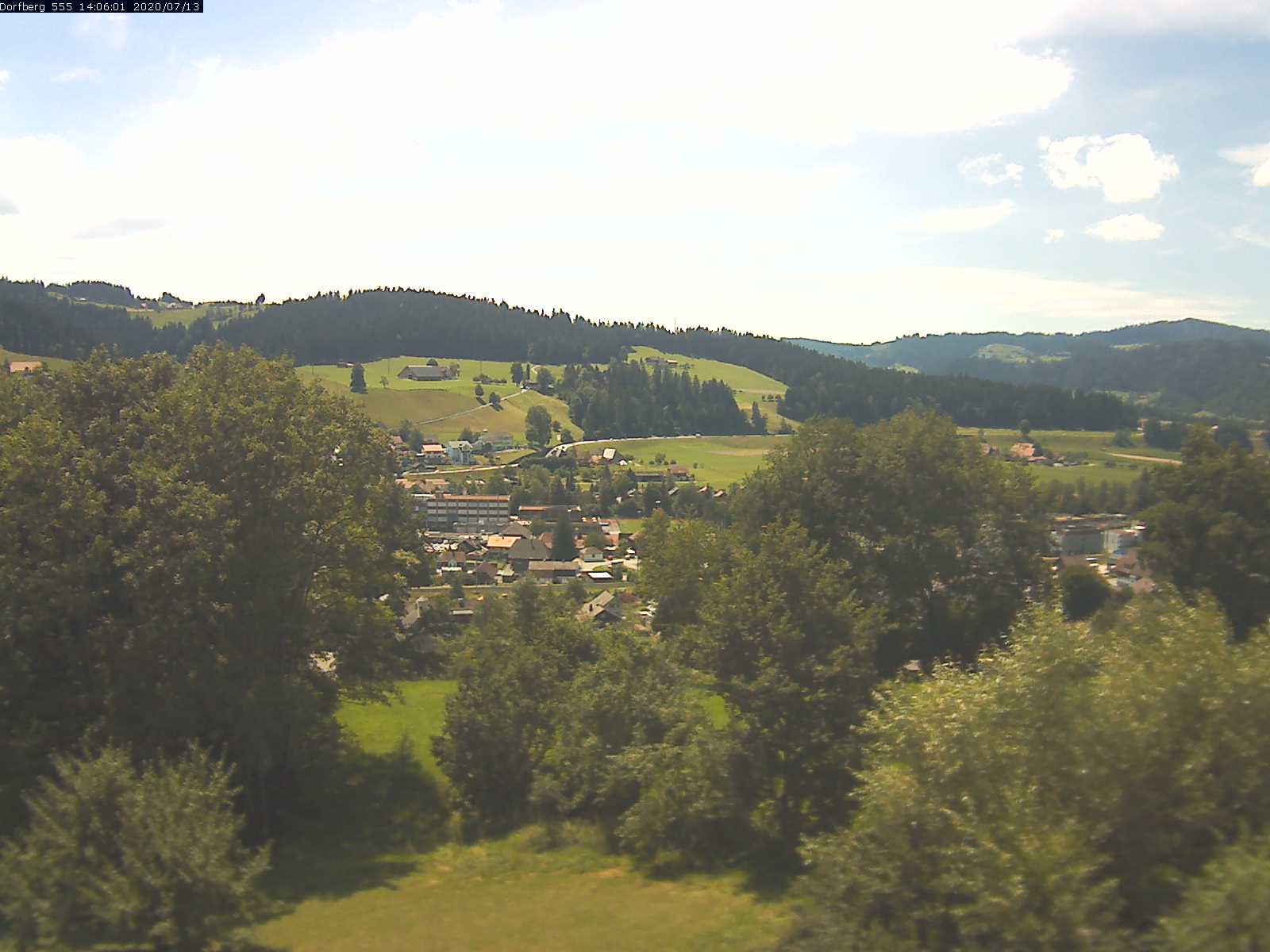 Webcam-Bild: Aussicht vom Dorfberg in Langnau 20200713-140601