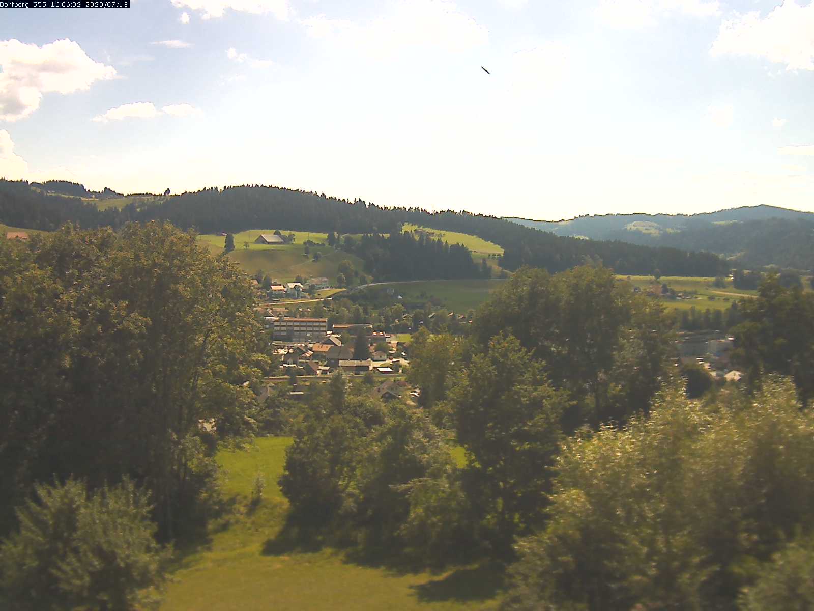 Webcam-Bild: Aussicht vom Dorfberg in Langnau 20200713-160601