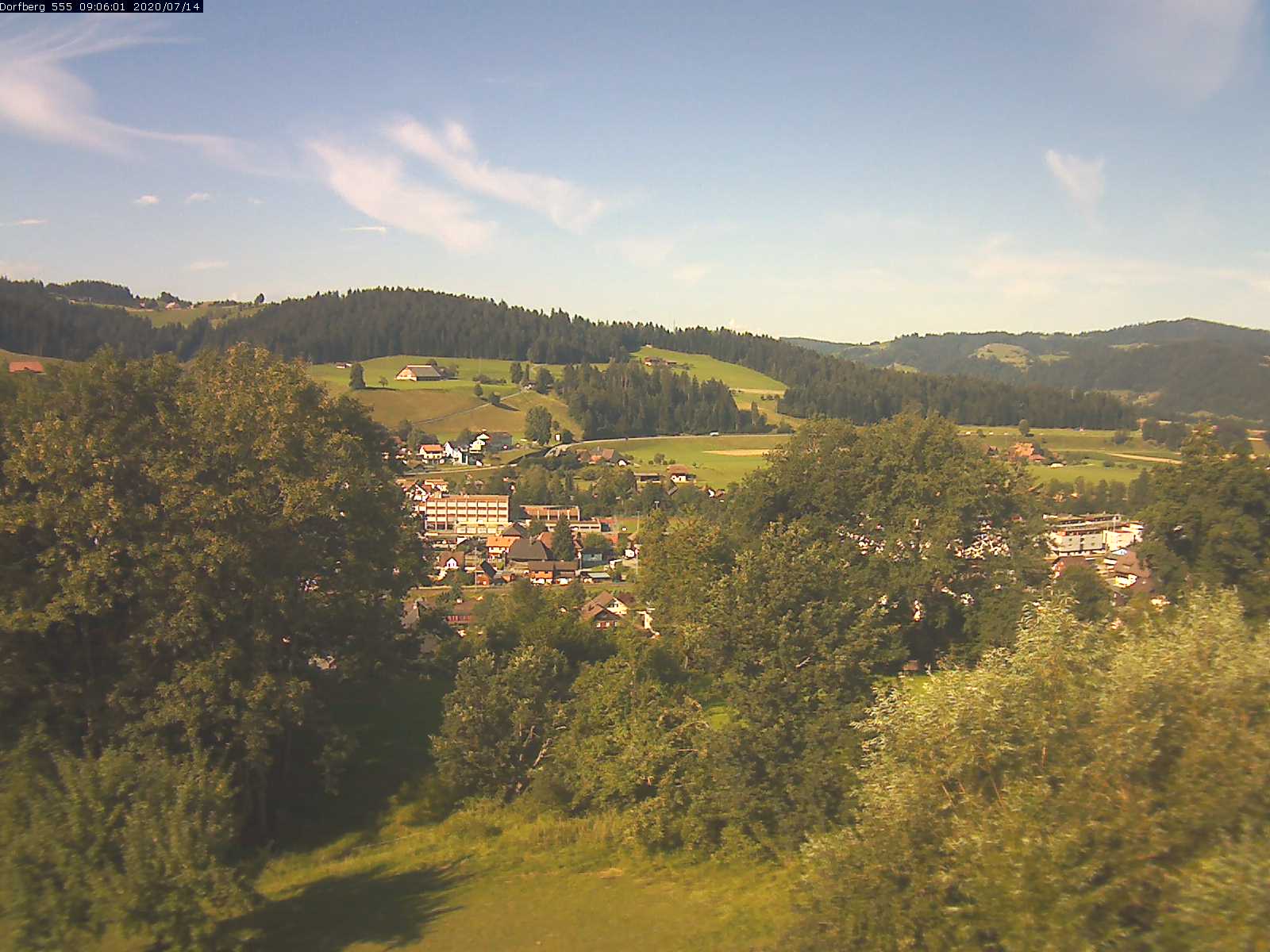 Webcam-Bild: Aussicht vom Dorfberg in Langnau 20200714-090601