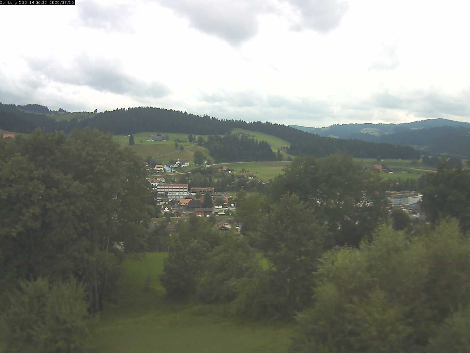 Webcam-Bild: Aussicht vom Dorfberg in Langnau 20200716-140601