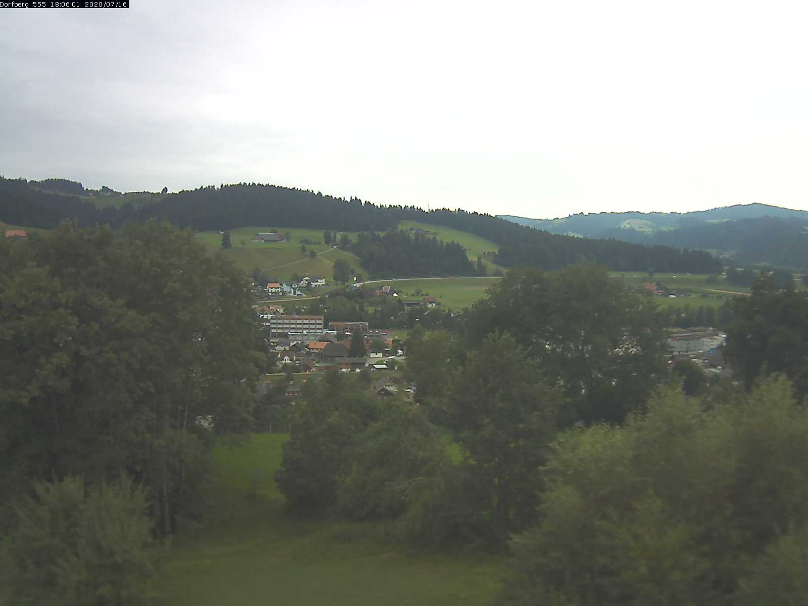 Webcam-Bild: Aussicht vom Dorfberg in Langnau 20200716-180601