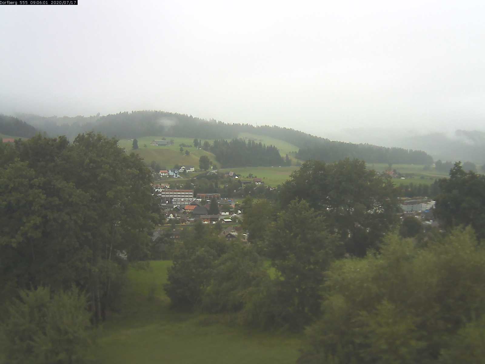 Webcam-Bild: Aussicht vom Dorfberg in Langnau 20200717-090601