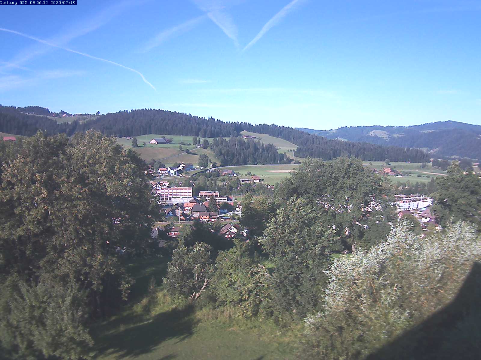 Webcam-Bild: Aussicht vom Dorfberg in Langnau 20200719-080601