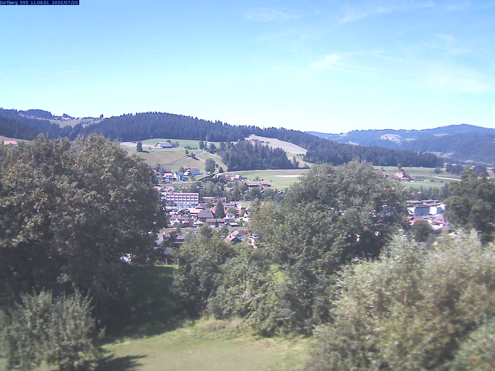 Webcam-Bild: Aussicht vom Dorfberg in Langnau 20200720-110601