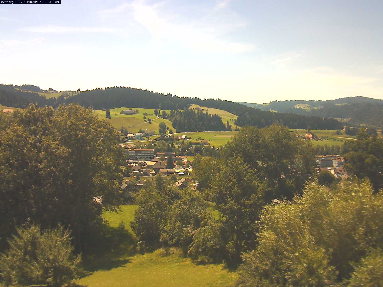 Webcam-Bild: Aussicht vom Dorfberg in Langnau 20200720-140601