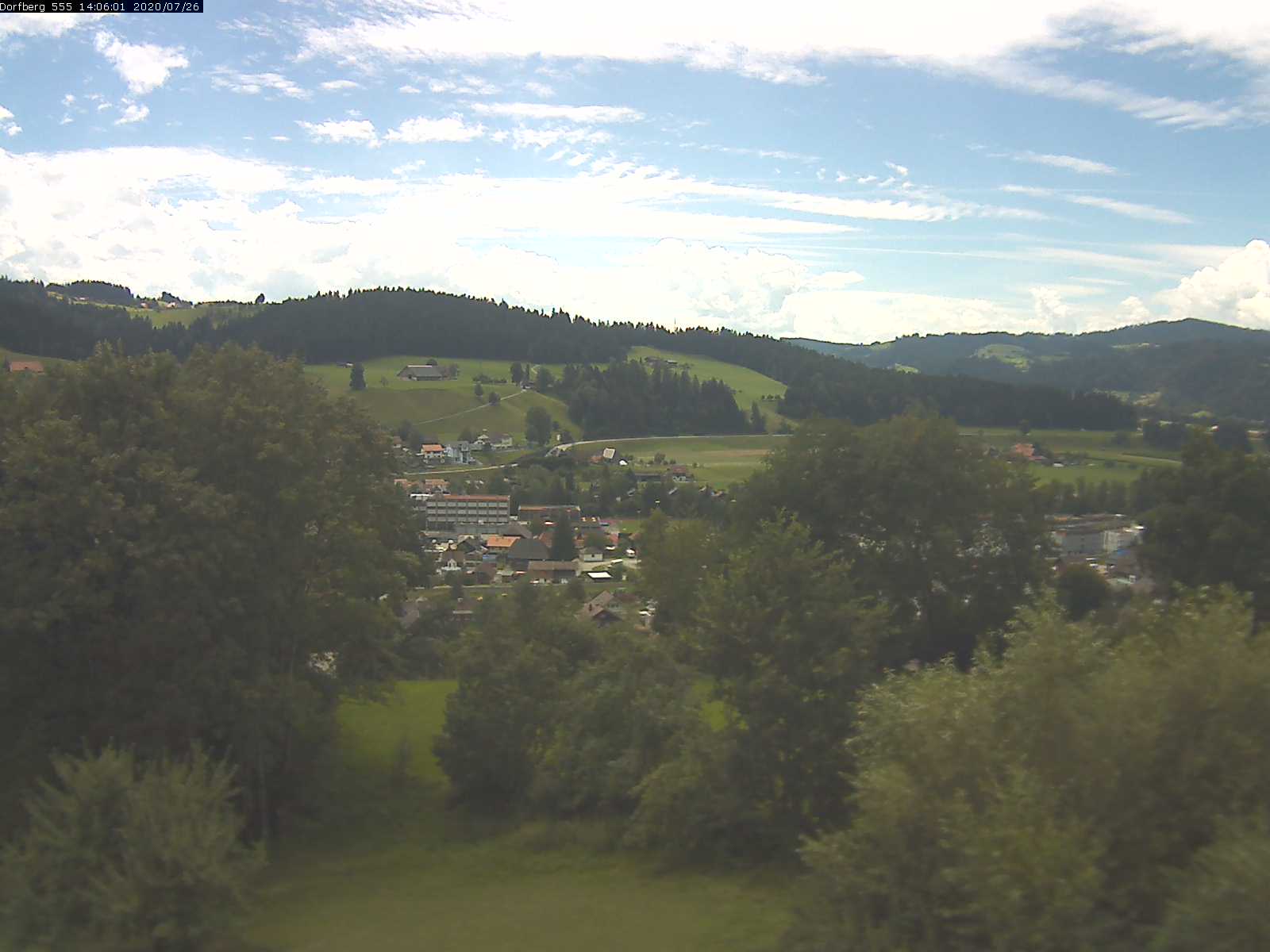 Webcam-Bild: Aussicht vom Dorfberg in Langnau 20200726-140601