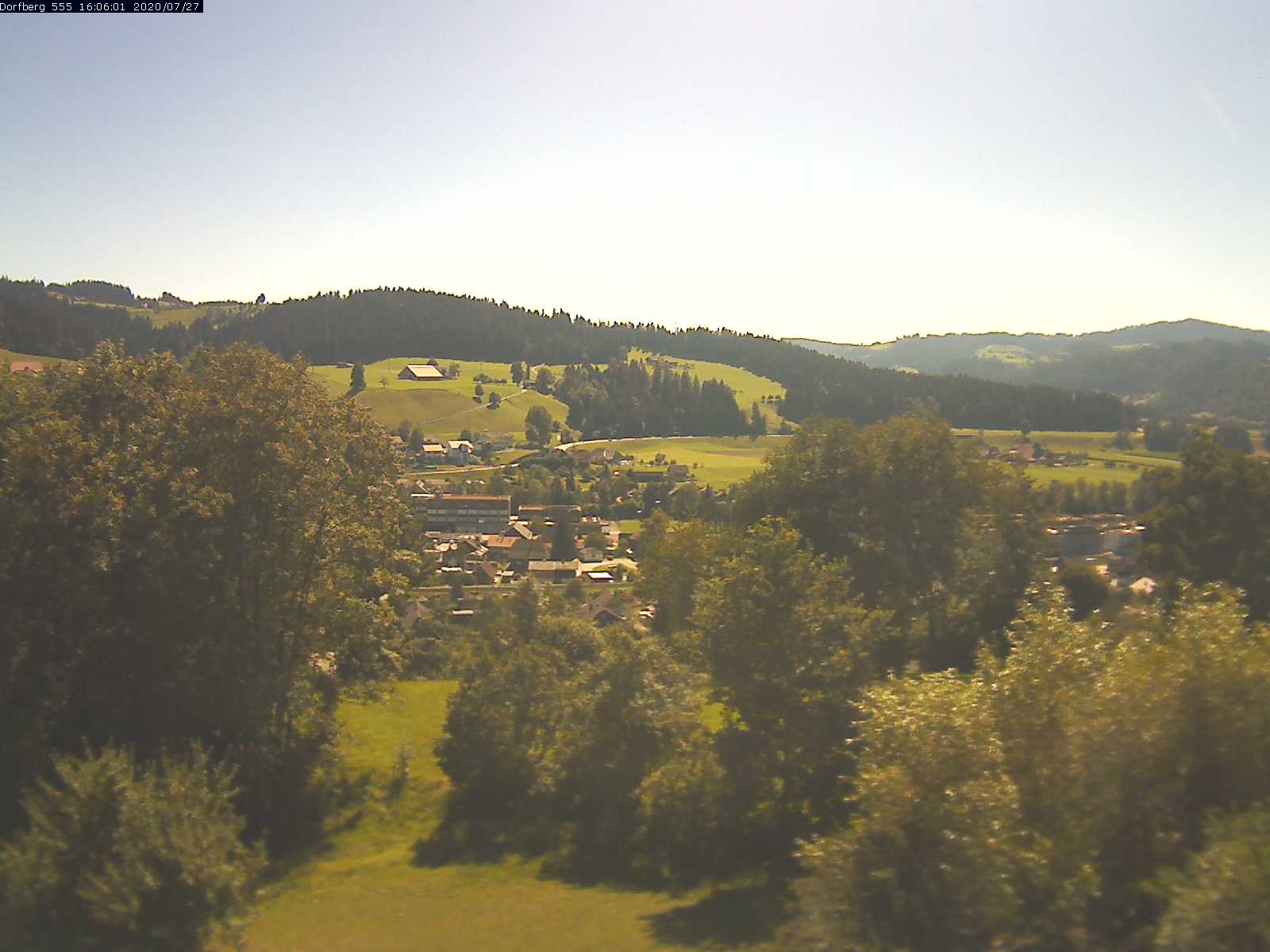 Webcam-Bild: Aussicht vom Dorfberg in Langnau 20200727-160601