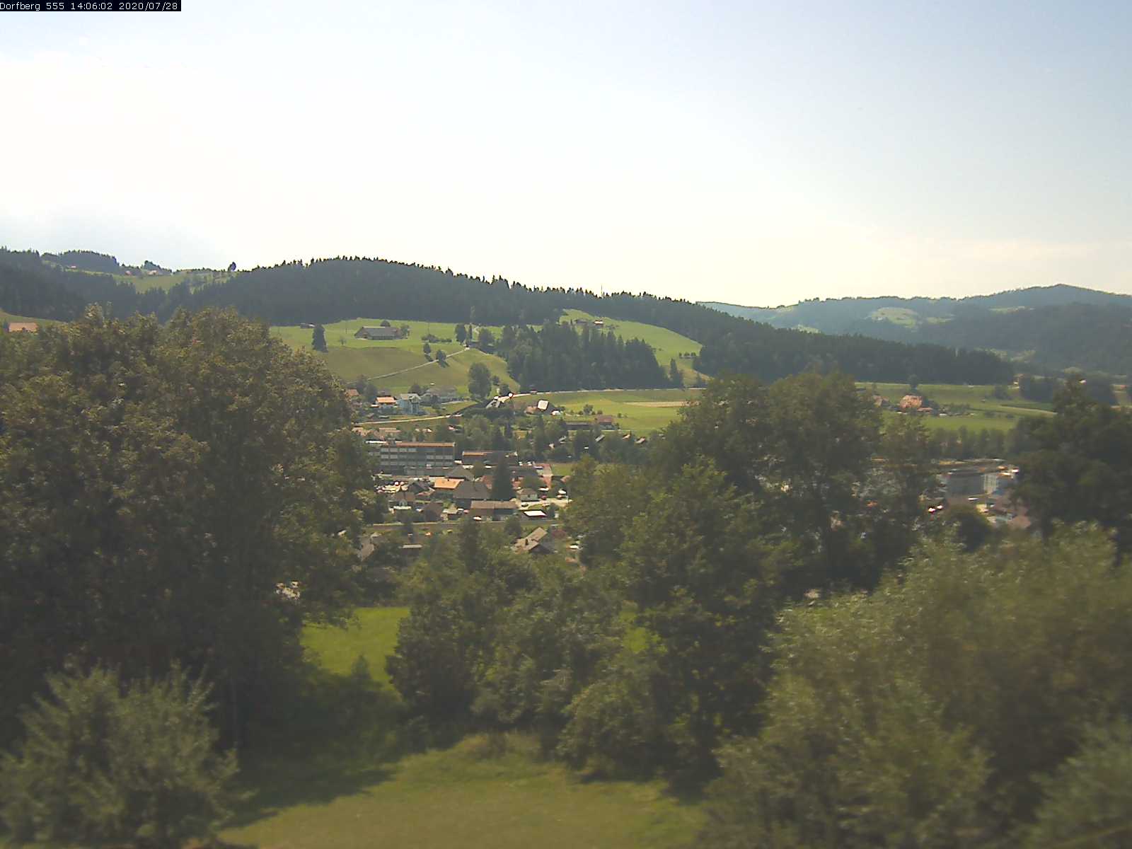 Webcam-Bild: Aussicht vom Dorfberg in Langnau 20200728-140601