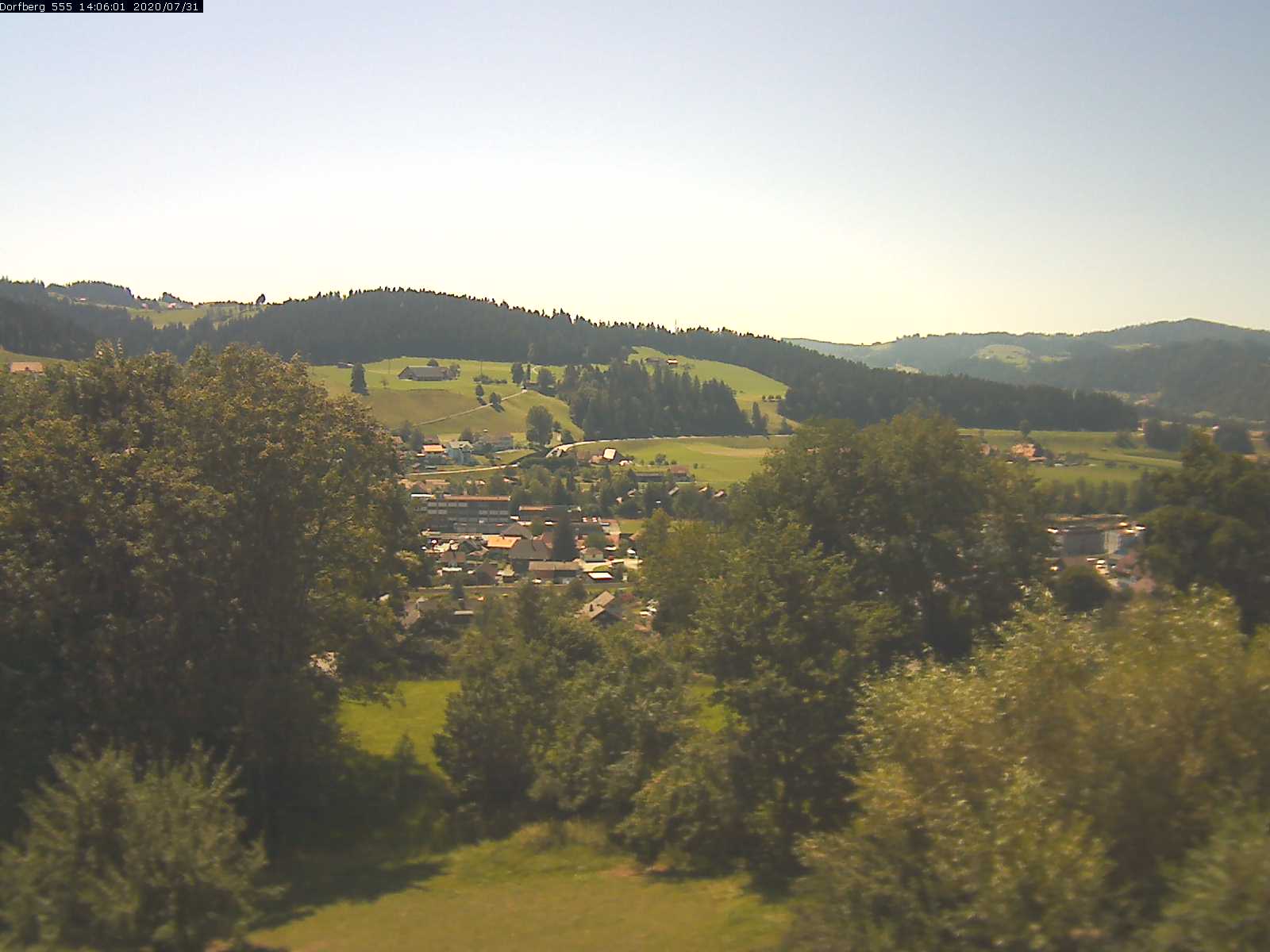 Webcam-Bild: Aussicht vom Dorfberg in Langnau 20200731-140601