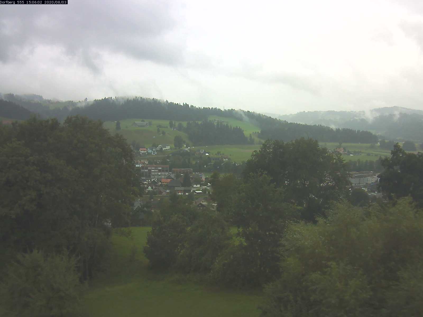 Webcam-Bild: Aussicht vom Dorfberg in Langnau 20200803-150601