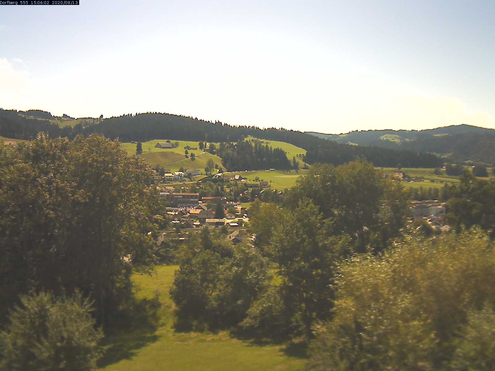 Webcam-Bild: Aussicht vom Dorfberg in Langnau 20200813-150601