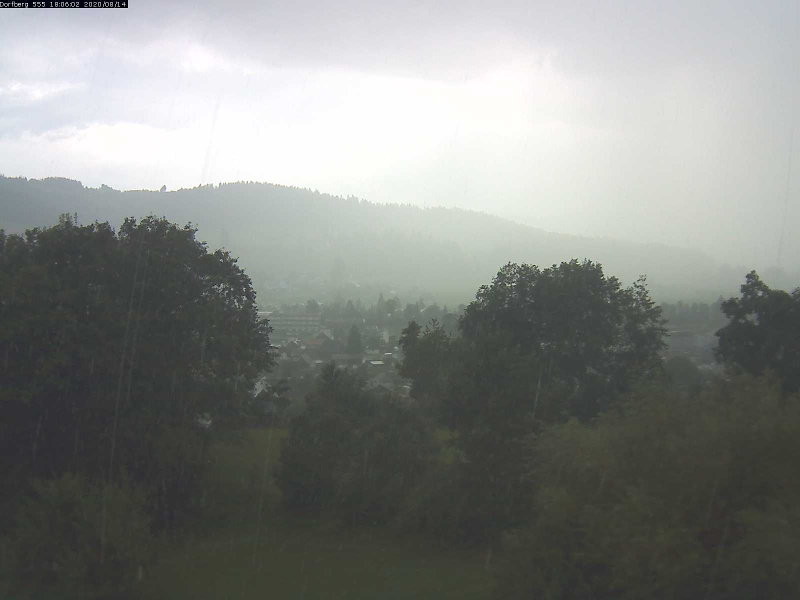 Webcam-Bild: Aussicht vom Dorfberg in Langnau 20200814-180601