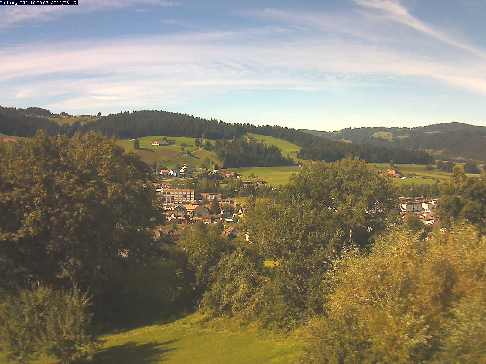 Webcam-Bild: Aussicht vom Dorfberg in Langnau 20200819-100601