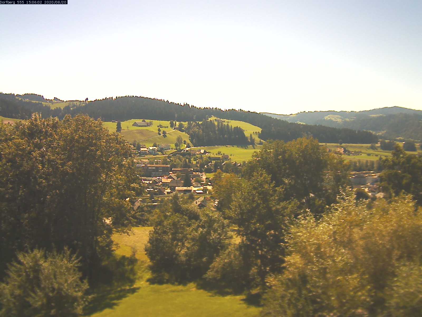 Webcam-Bild: Aussicht vom Dorfberg in Langnau 20200820-150601