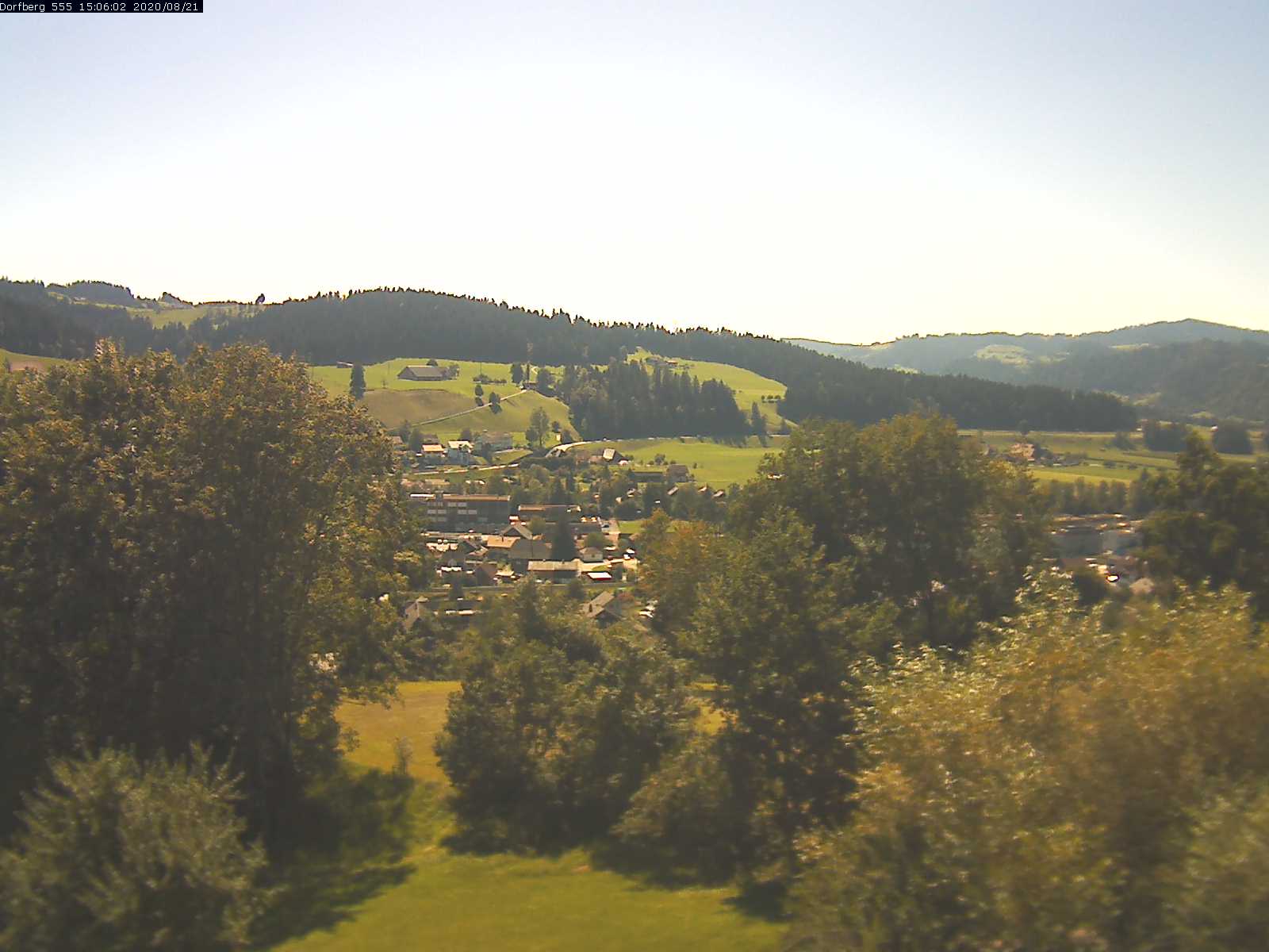 Webcam-Bild: Aussicht vom Dorfberg in Langnau 20200821-150601