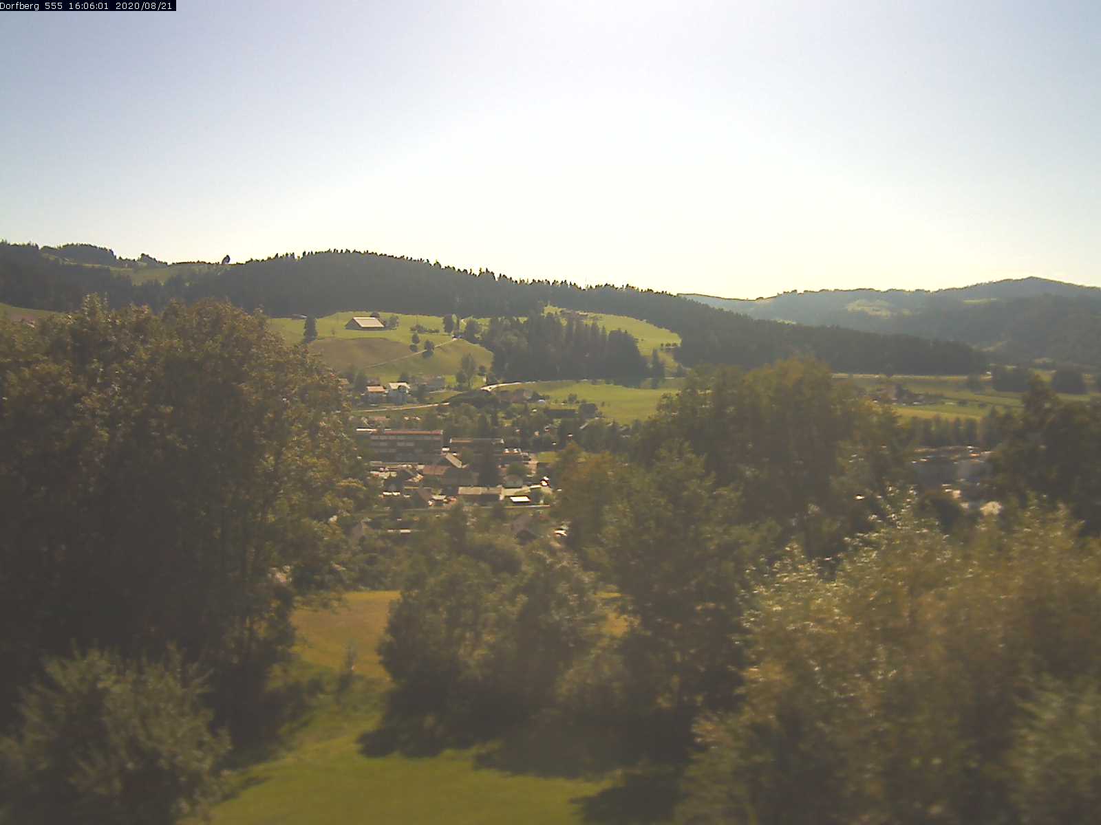 Webcam-Bild: Aussicht vom Dorfberg in Langnau 20200821-160601