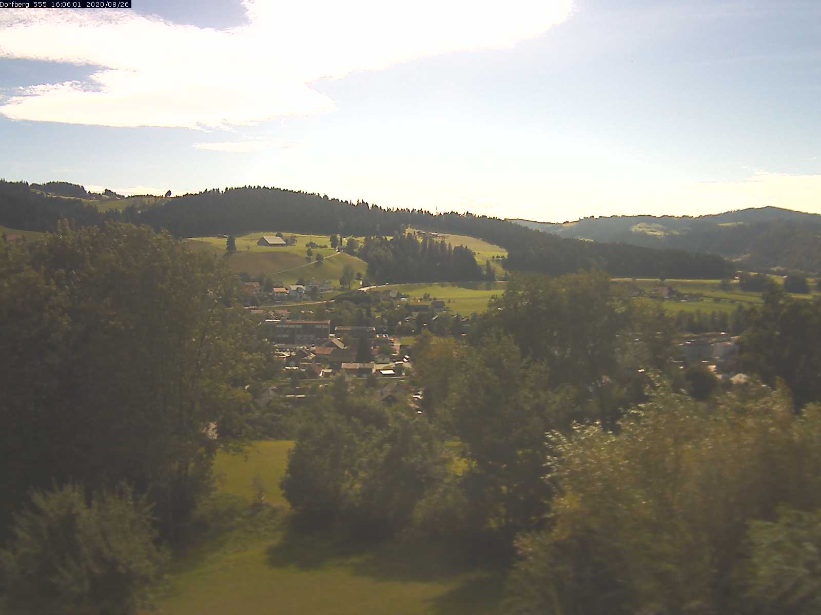 Webcam-Bild: Aussicht vom Dorfberg in Langnau 20200826-160601
