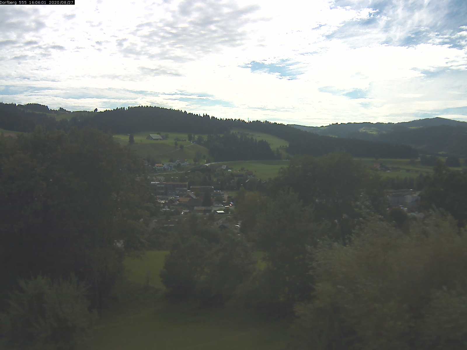 Webcam-Bild: Aussicht vom Dorfberg in Langnau 20200827-160601