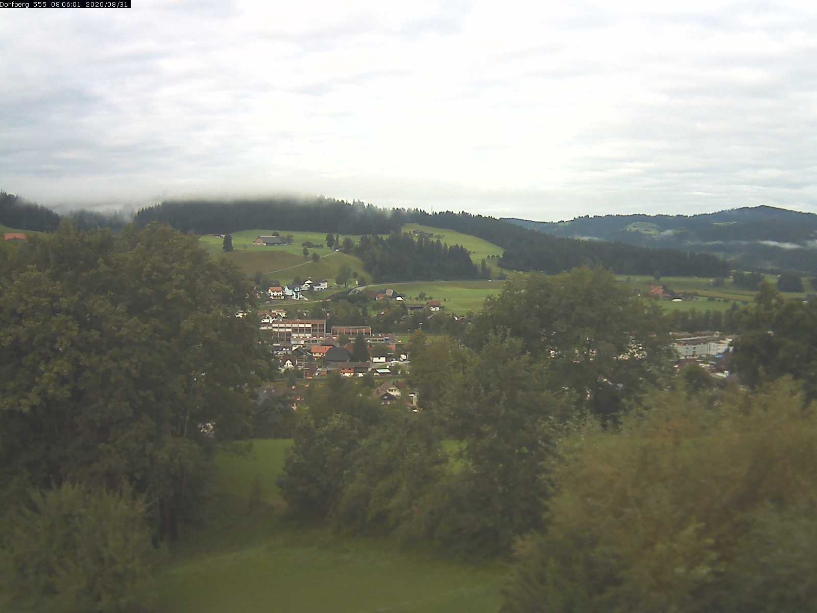 Webcam-Bild: Aussicht vom Dorfberg in Langnau 20200831-080601