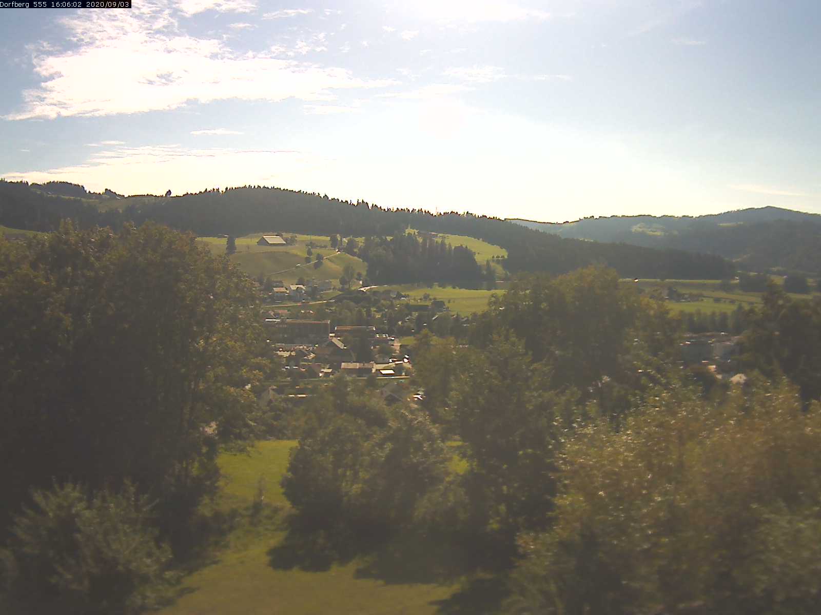 Webcam-Bild: Aussicht vom Dorfberg in Langnau 20200903-160601