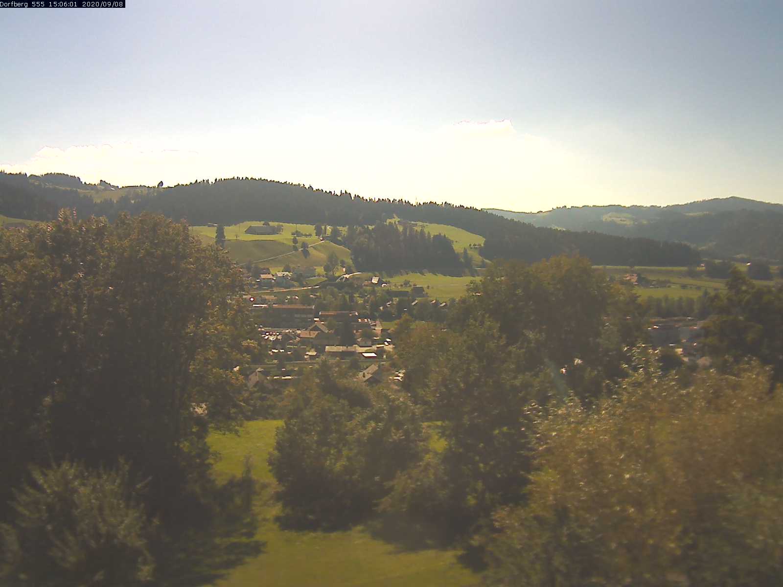 Webcam-Bild: Aussicht vom Dorfberg in Langnau 20200908-150601
