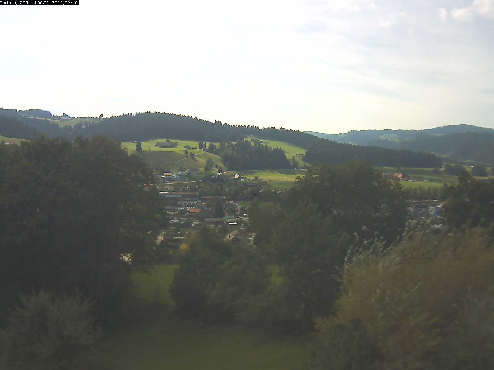 Webcam-Bild: Aussicht vom Dorfberg in Langnau 20200910-140601