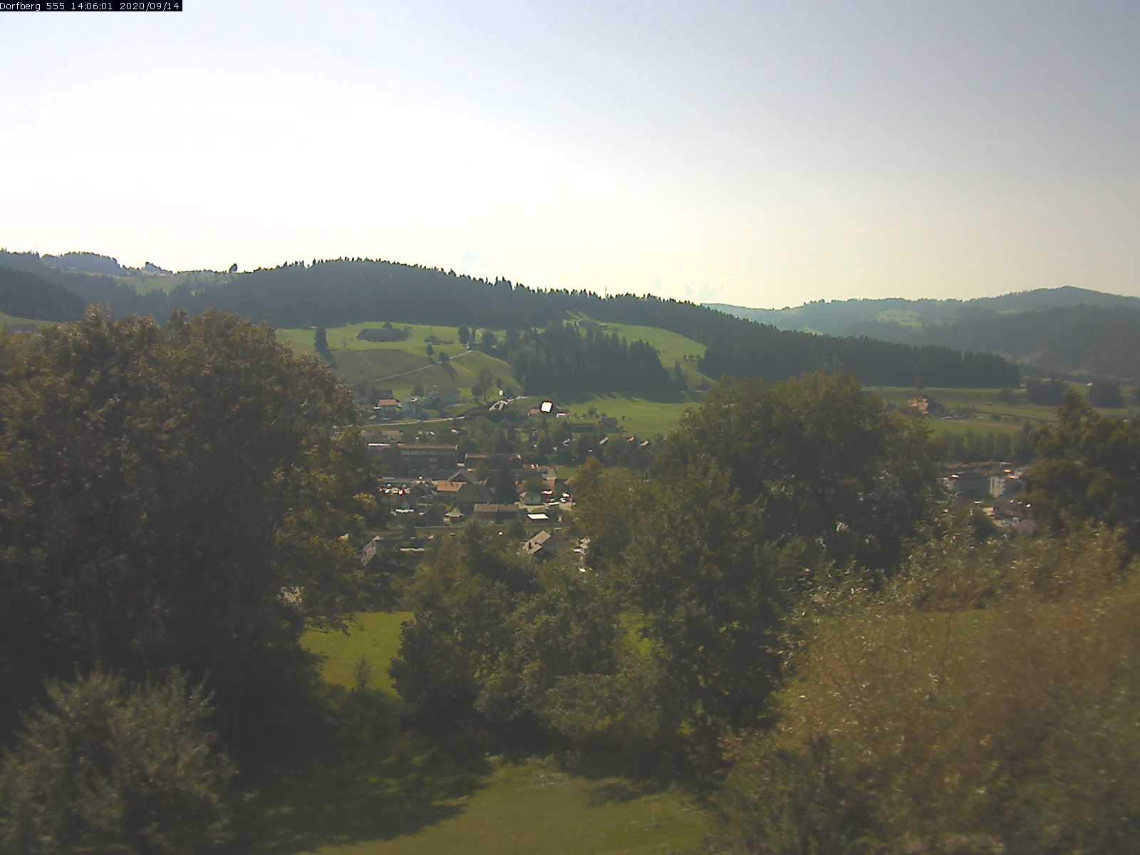 Webcam-Bild: Aussicht vom Dorfberg in Langnau 20200914-140601