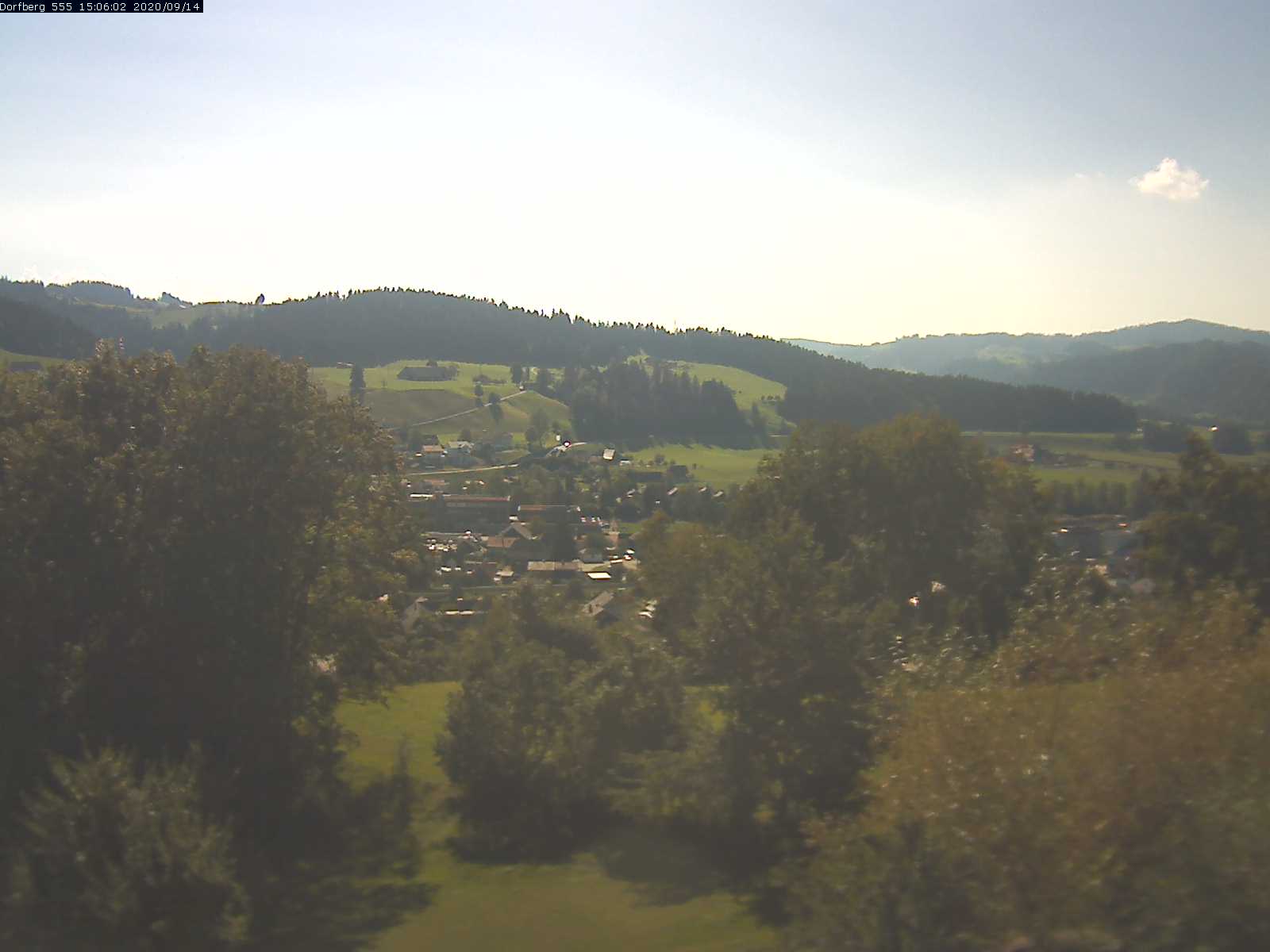 Webcam-Bild: Aussicht vom Dorfberg in Langnau 20200914-150601