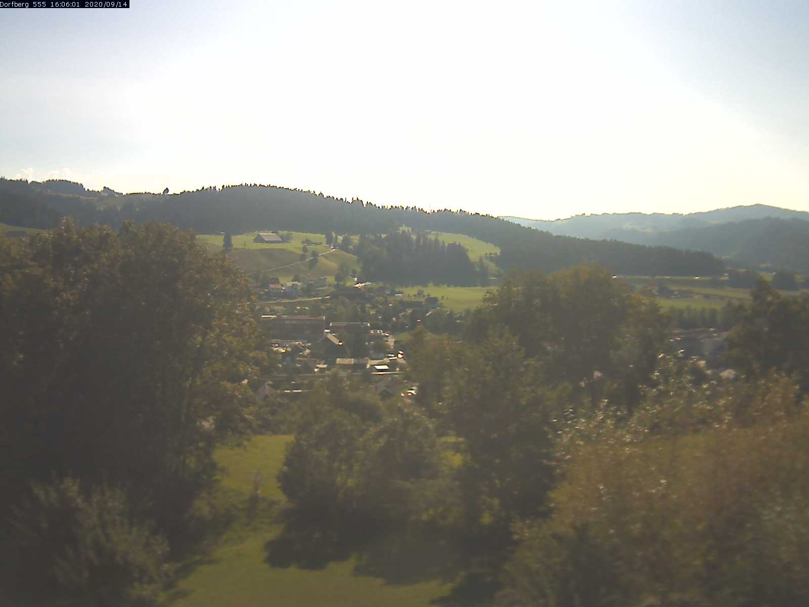 Webcam-Bild: Aussicht vom Dorfberg in Langnau 20200914-160601