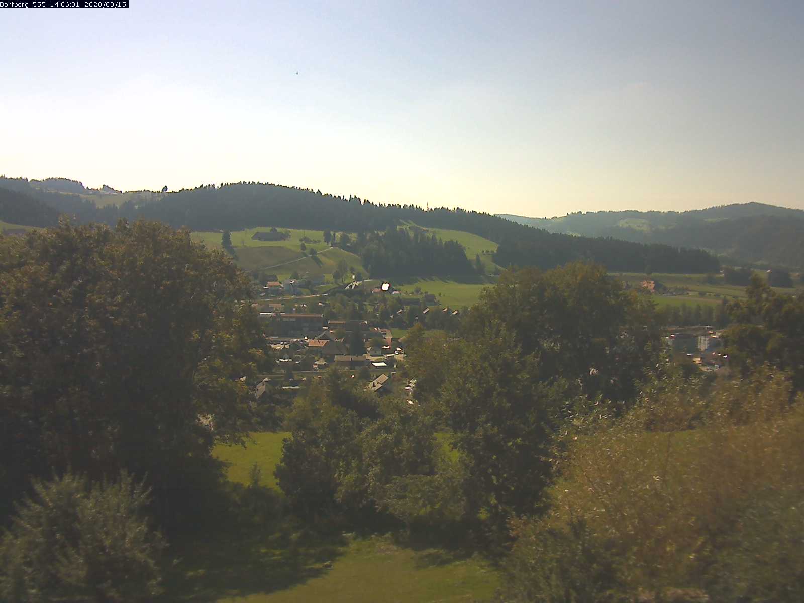 Webcam-Bild: Aussicht vom Dorfberg in Langnau 20200915-140601