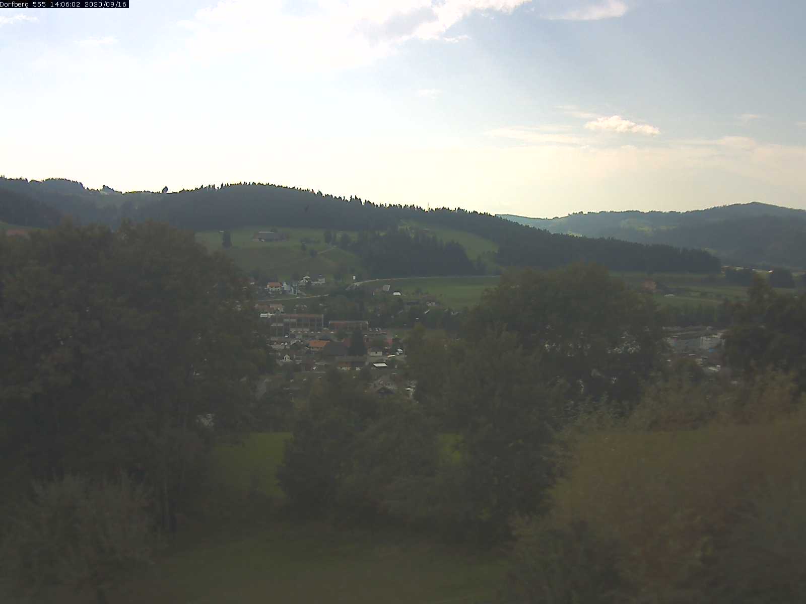 Webcam-Bild: Aussicht vom Dorfberg in Langnau 20200916-140601