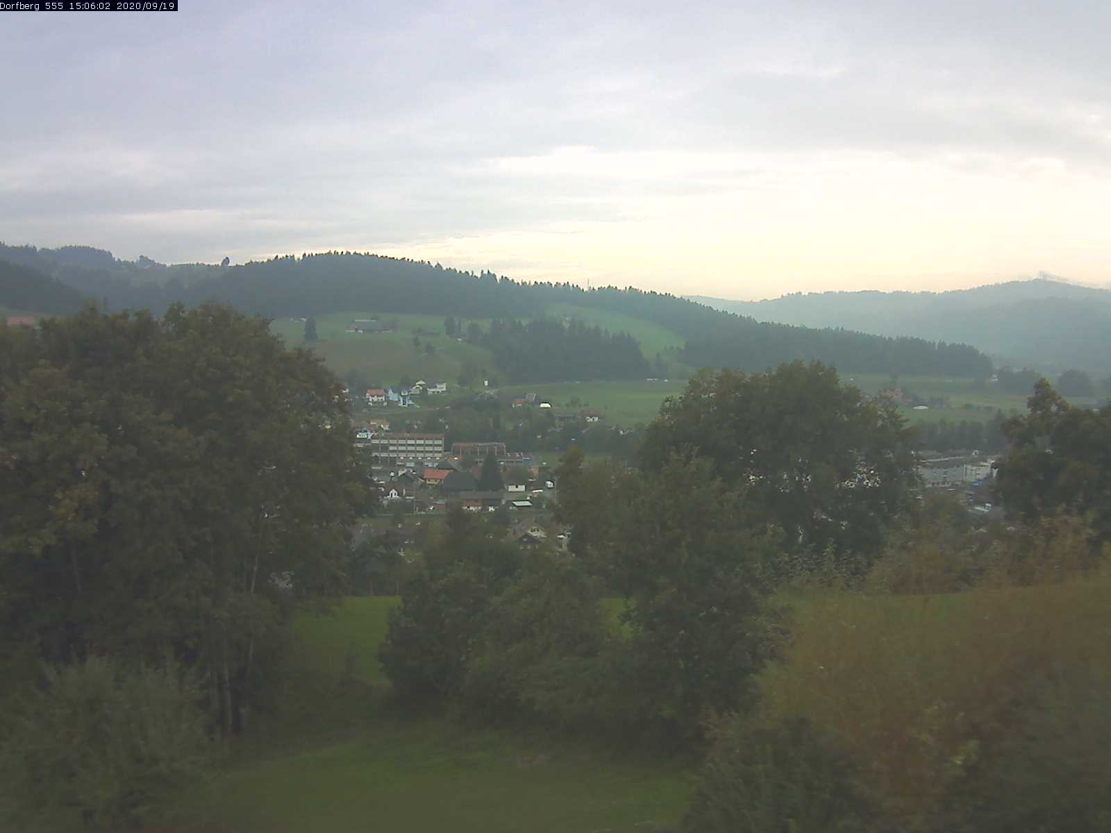 Webcam-Bild: Aussicht vom Dorfberg in Langnau 20200919-150601