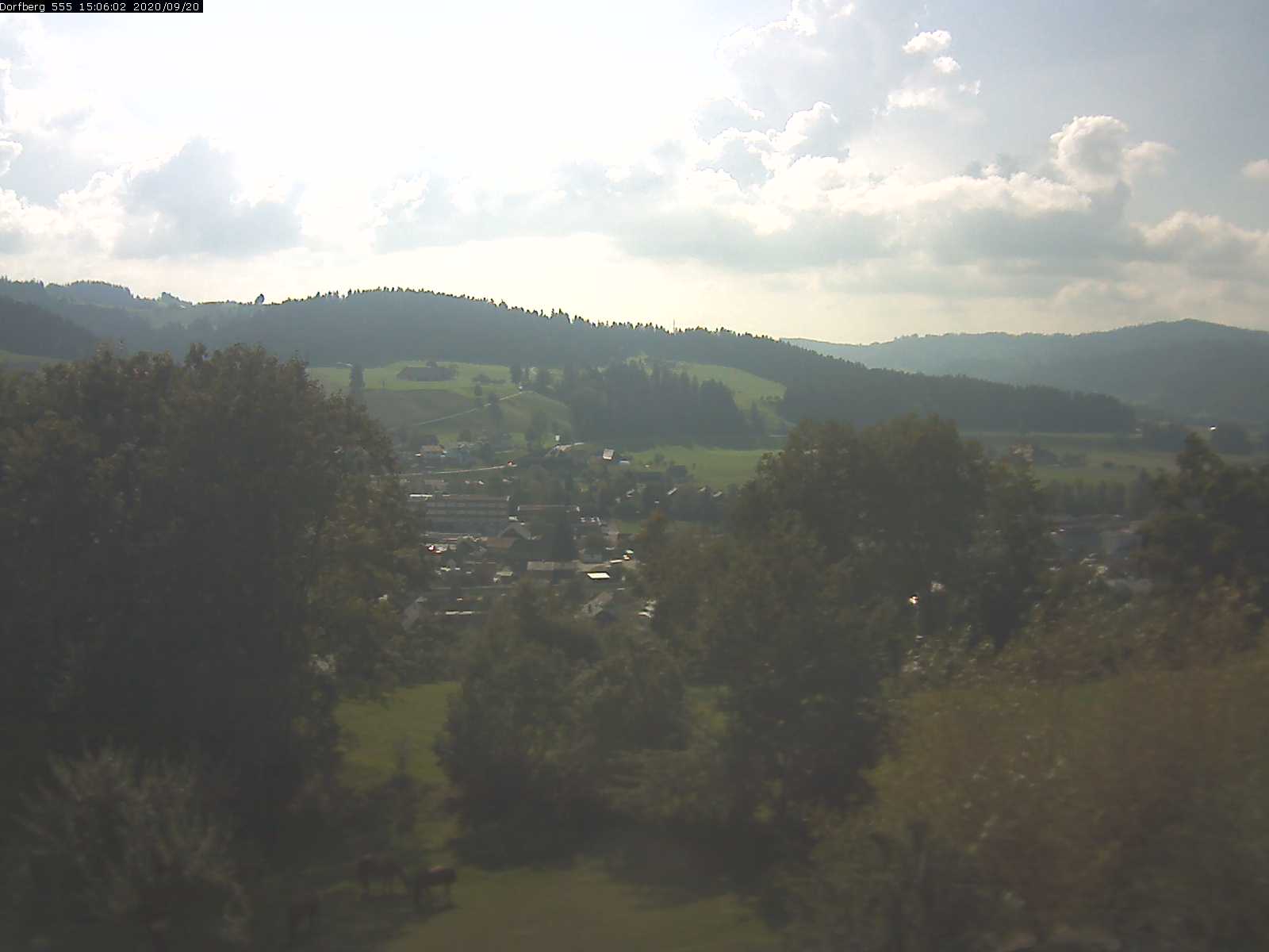 Webcam-Bild: Aussicht vom Dorfberg in Langnau 20200920-150601