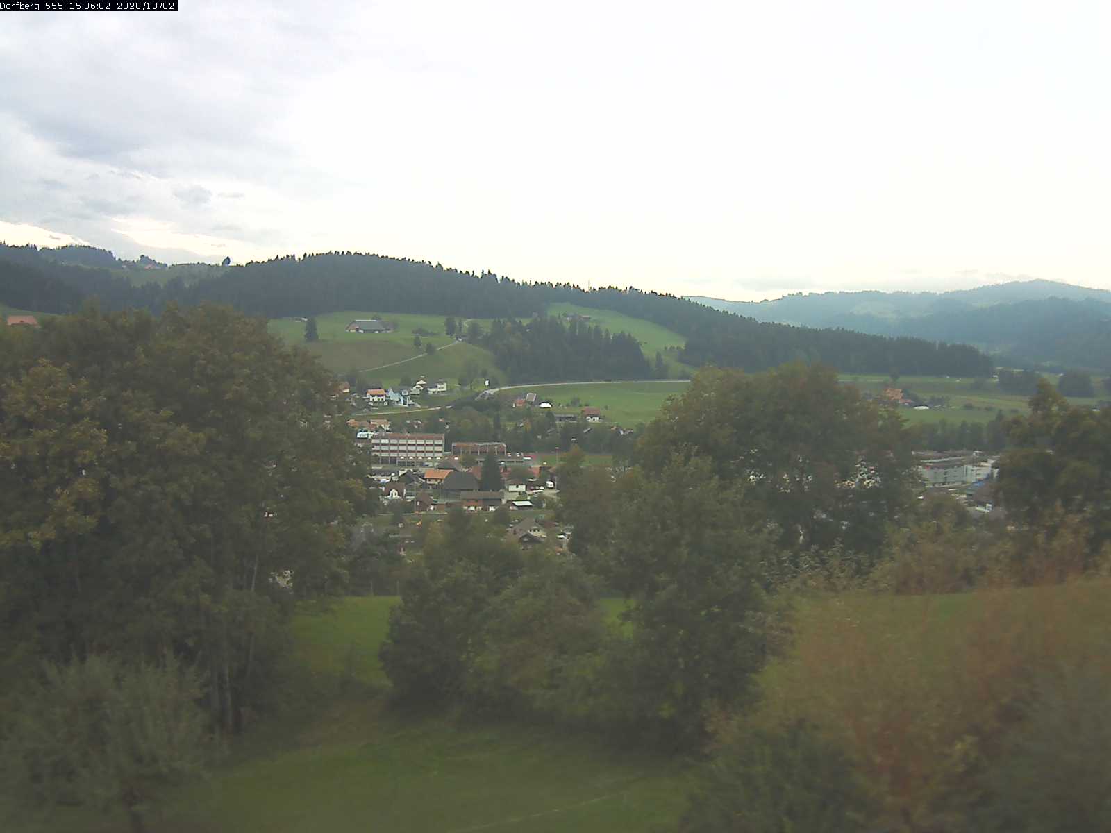 Webcam-Bild: Aussicht vom Dorfberg in Langnau 20201002-150601