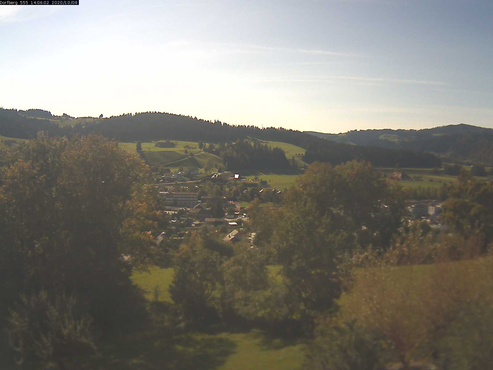 Webcam-Bild: Aussicht vom Dorfberg in Langnau 20201008-140601